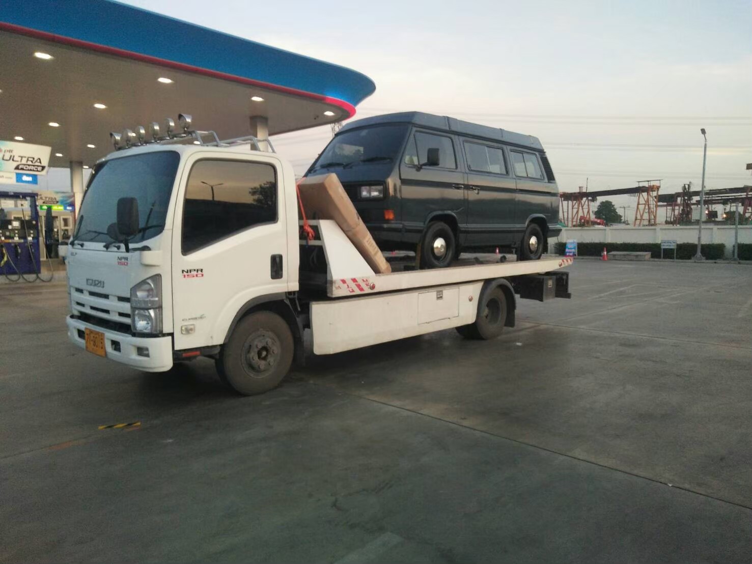 รถเฮี๊ยบ